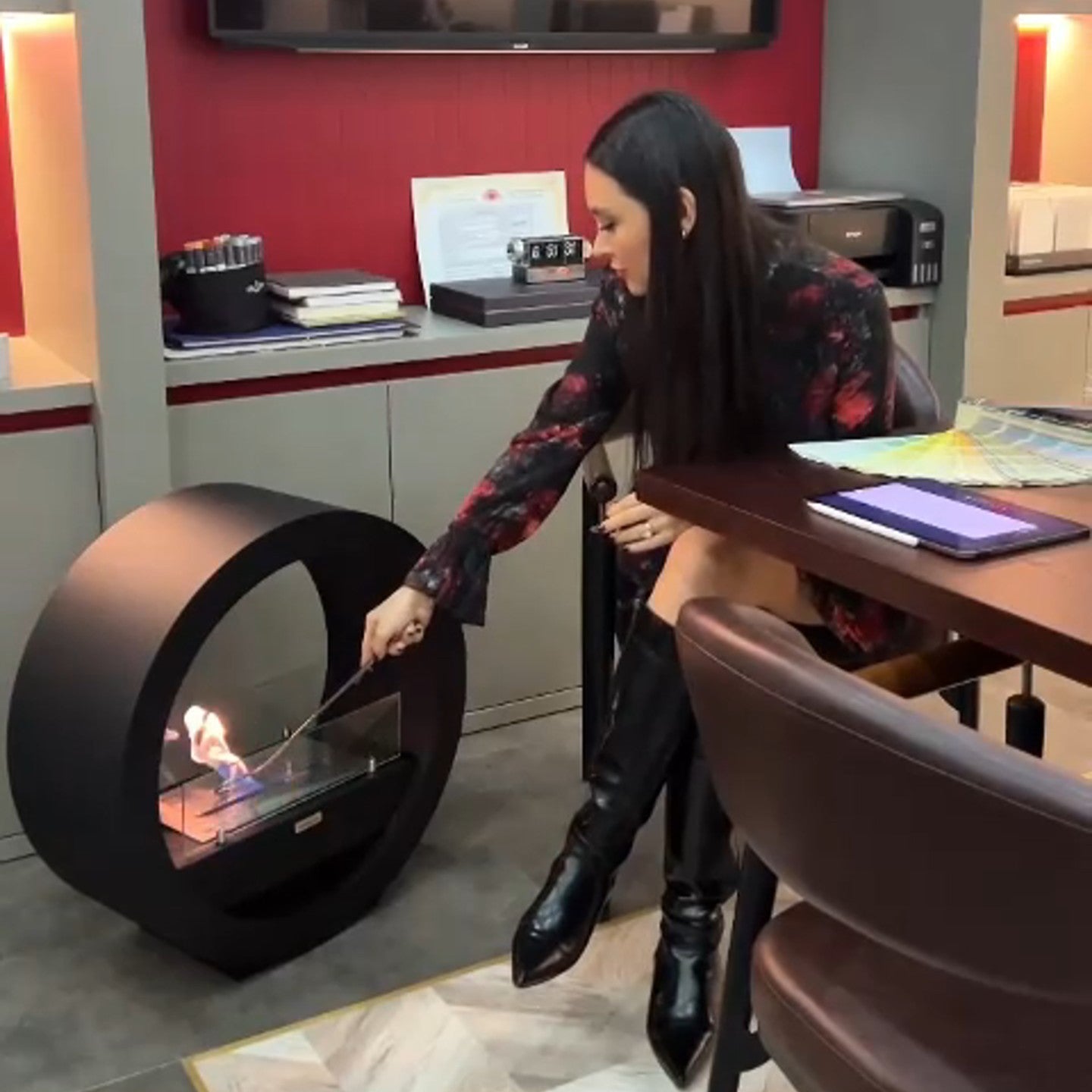 Bioethanol Şömine ile Ofis Dekorasyonu: Çalışma Alanlarında Şıklık